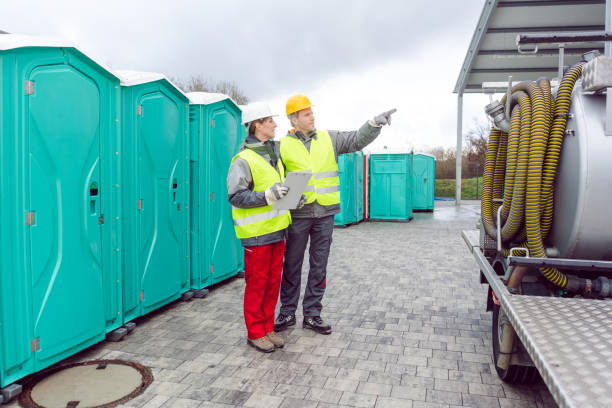 Best Standard Portable Toilet Rental  in La Habra, CA